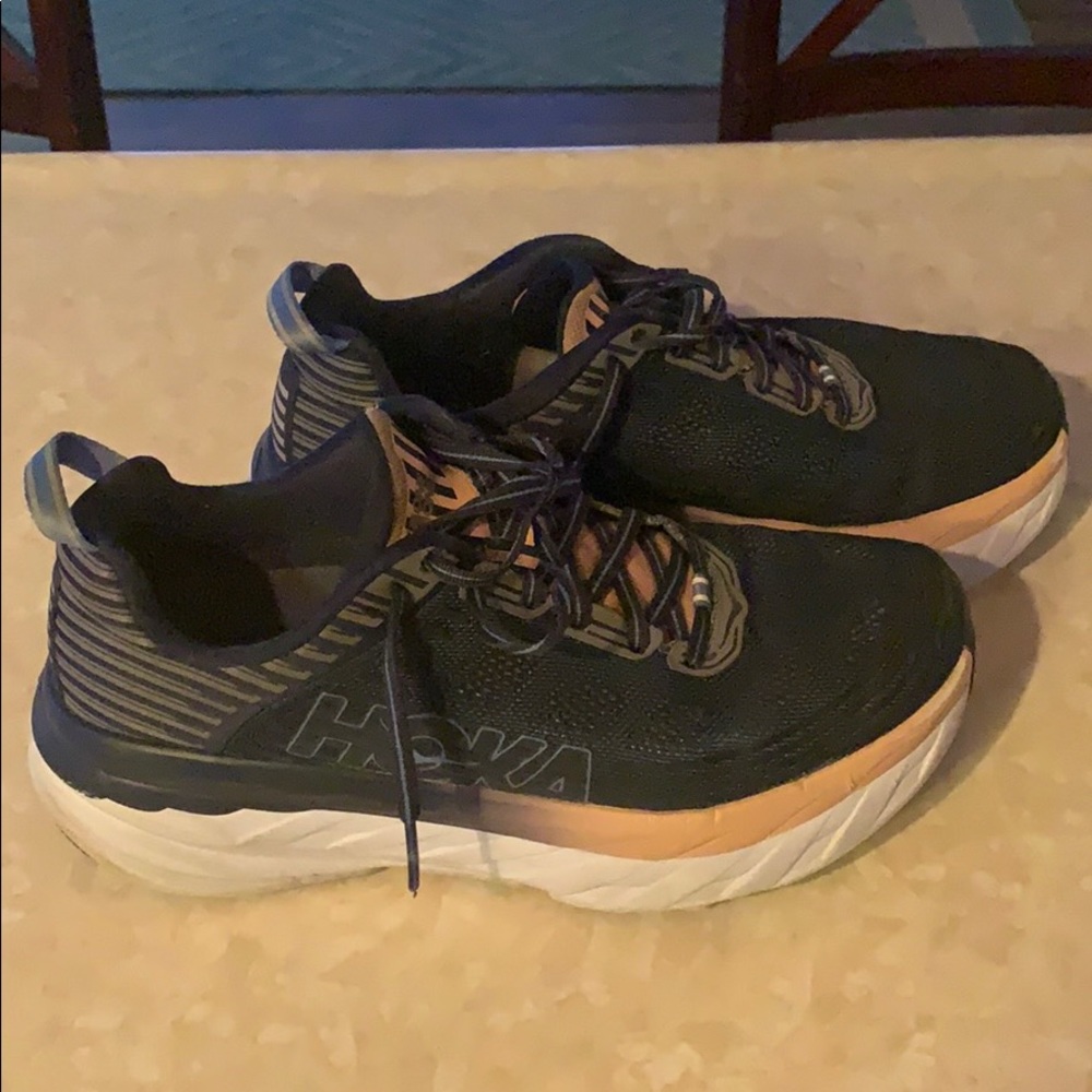 Hoka Bondi 6